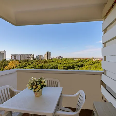 Bright Top-floor With Sea View Lignano Sabbiadoro
