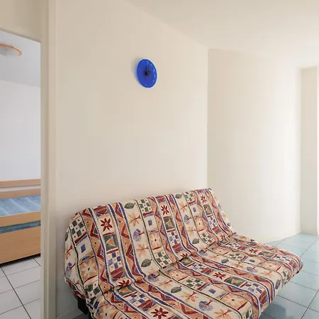 Bright Top-floor With Sea View شقة